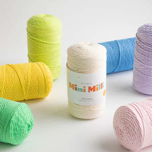 Fil à crocheter YARNA Mini Milli (250g) léger, respirant, aux couleurs vives et luxueuses, idéal pour les débutants, audacieux et coloré. - Product Image 2