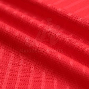 Ensemble maillot et short de football pour homme Elite Performance, tissu à séchage rapide, anti-transpiration, idéal pour les tournois de football - Product Image 5
