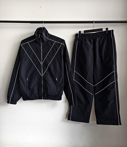 Survêtement coupe-vent personnalisé en nylon 100% pour hommes et femmes, léger, pour le jogging, fabrication OEM ODM, vêtements de sport, entraînement - Product Image 2