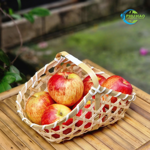 Panier cadeau artisanal en paille de bambou, durable, élégant et naturel, pour le rangement et l'emballage des cadeaux - Product Image 3