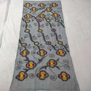 Châle élégant pour femme en laine mérinos de qualité supérieure, imprimé et dessiné à la main, long, léger, doux, chaud, antibactérien, respirant - Product Image 5