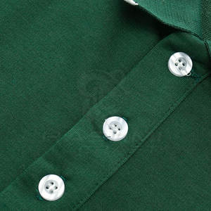 Chemises polo tendance pour hommes avec col boutonné, tissu léger, manches courtes, design pour un usage quotidien décontracté - Product Image 4