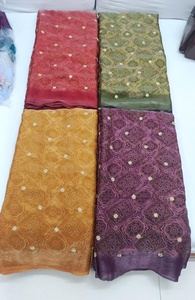 Tela de Lentejuelas Puras de 65 GSM y 44 Pulgadas de Ancho, Material Brillante para Prendas Étnicas de Boutique y Vestidos de Diseñador - Product Image 2