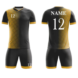Tenue de football professionnelle 100 % polyester à séchage rapide et respirante avec logo thermocollé, uniforme de football vierge - Product Image 3