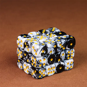 Ensemble de dés en résine amusants en forme de démon, ornement de micro-paysage d'Halloween, artisanat en résine, dés monstres aux formes étranges - Product Image 3