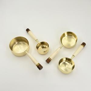 Juego de Tazas y Cucharas Medidoras de Acero Inoxidable con Mango de Resina Blanca, Herramientas para Hornear, Cuchara Medidora de Café, Accesorios para Bartending - Product Image 4