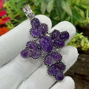 Colgante de Cruz de Plata de Ley con Amatista Púrpura, Joyería Artesanal de Alta Calidad con Piedras Preciosas, Regalo para Mujer para Ocasiones Especiales - Product Image 2