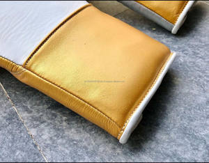 Gants de MMA à lacets personnalisables de haute qualité pour le kickboxing et l'entraînement de Muay Thai, équipement de boxe professionnel - Product Image 3