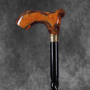 Bâton de randonnée décoratif en bois sculpté, vente en gros, bâton de marche en bois pour l'extérieur, fournisseur de bâtons de marche en bois dur de qualité supérieure - Product Image 1