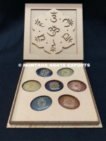 MUNTAHA AGATE - Set de Regalo de Cristal de 7 Chakras con Caja, Grabado con Forma de Árbol Sagrado, Calidad Premium, Amuleto para el Hogar, Bodas y Negocios