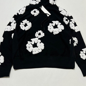 Sudadera con Capucha Negra para Hombre con Estampado Circular Blanco, Corte Holgado, Informal, de Algodón Tejido, para Otoño - Product Image 6