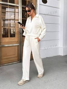 Conjunto de 2 Piezas Crescent Wear: Chaqueta con Capucha y Pantalones Acampanados de Algodón de Alta Calidad para Mujer, Ropa Urbana de Invierno - Product Image 3