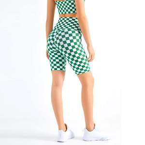 Ensemble 2 pièces short cycliste et crop top pour femme, vêtements de sport athlétiques assortis, vente en gros, fabricant OEM ODM sous marque privée - Product Image 6