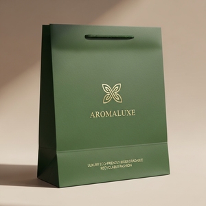 ถุงกระดาษทรงสี่เหลี่ยมสำหรับบรรจุภัณฑ์น้ำหอมแบบหรูหรา เป็นมิตรกับสิ่งแวดล้อม ย่อยสลายได้ รีไซเคิลได้  พร้อมเคลือบลามิเนต พิมพ์โลโก้ได้ตามต้องการ ระดับพรีเมียม - Product Image 3