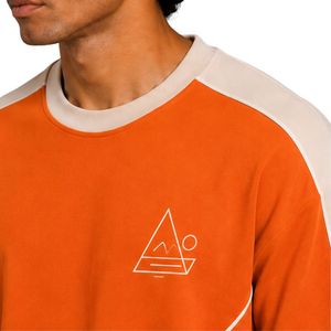 Ensemble T-shirt et short surdimensionné pour homme Orange avec empiècements contrastants beiges, logo personnalisé, col rond, style streetwear décontracté, fabricant en gros - Product Image 6