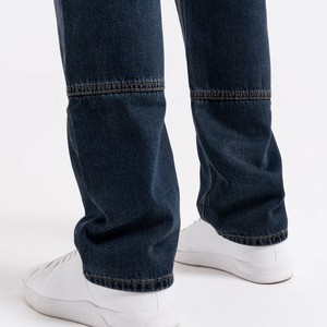 Vente en gros d'usine de nouveaux jeans européens et américains à taille élastique, jeans pour hommes à jambe droite avec poche latérale - Product Image 6