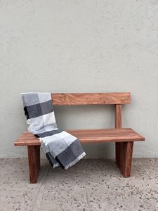 Banco Rústico de Madera con Respaldo, Hecho a Mano, Estilo Rústico, Acabado en Madera Natural, para Entrada, Jardín, Patio y Comedor - Product Image 5