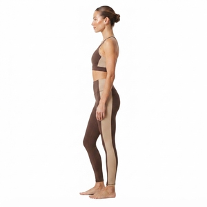 Conjunto Deportivo de Dos Tonos para Mujer, Sujetador Deportivo y Leggings de Cintura Alta, Ropa Deportiva Personalizada para Yoga y Fitness - Product Image 3