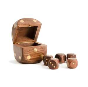 Jeu de dés en bois fait main avec boîte de rangement en forme de dés, incrustation en laiton vintage, dés de jeu D6 pour jeux de société, cadeau, dés en résine - Product Image 1