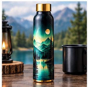 Bouteille d'eau en cuivre noire avec motif montagne dorée, portable pour usage extérieur - Product Image 5