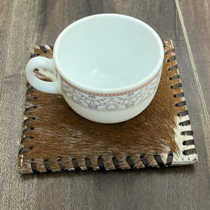 Sous-verres de luxe faits main de style western en cuir de vachette à poils, doux et résistants à la chaleur, pour les salons de thé et les cafés. - Product Image 4