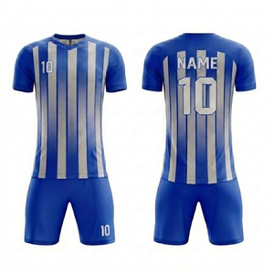 Tenues de football personnalisées de qualité supérieure pour adultes, ensembles de maillots de football respirants à séchage rapide imprimés par sublimation, service OEM - Product Image 2