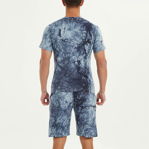 Ensemble décontracté d'été deux pièces pour homme : T-shirt et short en polyester/coton tie-dye écologique à col ras du cou – Prix bas - Product Image 6