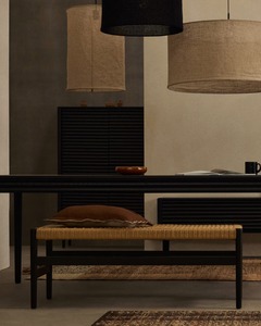 Banco Minimalista de Cuero Tejido a Mano con Patas de Madera – Elegante Banco Contemporáneo para Entrada, Dormitorio y Sala de Estar - Product Image 2