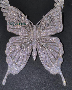 Pendentif Papillon en Diamant de Laboratoire, Platine, Diamant de Laboratoire Rond Taille Brillant Couleur D, Charme de Luxe pour Femme - Product Image 1