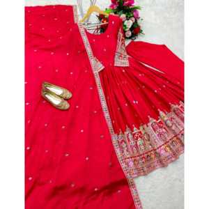 Hermoso Vestido Anarkali con Dupatta para Fiestas, Elegante Pantalón y Hermoso Vestido de Trabajo - Product Image 2