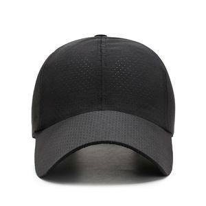 Casquette de baseball unisexe respirante en maille, ajustable, couleur unie, pour activités sportives en extérieur, style décontracté printemps-été, design 6 panneaux - Product Image 3