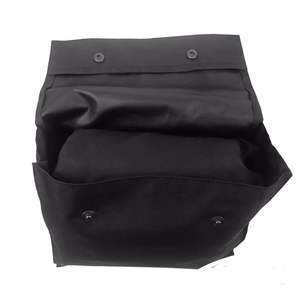 Capa impermeable Bandspec Inverness, una ropa de lluvia de calidad profesional diseñada específicamente para piperos y bateristas. - Product Image 2