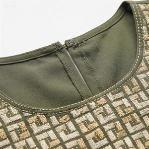 Abaya simple en mousseline de soie pour femme, style modeste, respirante, Kaftan, Caftan, Robe de prière, Vêtements islamiques OEM, Coupe trapèze, Vente en gros - Product Image 4