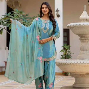 Ensemble Salwar Kameez de luxe indien pakistanais en soie bleu ciel réversible pour femme, brodé, avec dupatta Punjabi Patiala, robe de soirée - Product Image 1