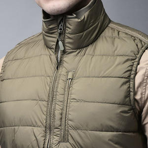 Cutter & Buck Gilet bouffant pour homme hybride Softshell Winter Outerwear avec fonction de séchage rapide Fermeture à glissière complète - Product Image 6