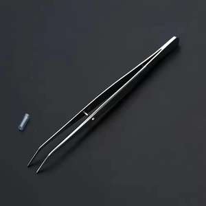 Pinzas para Cejas NEW-VERTIS de Acero Inoxidable de Alta Calidad y Durabilidad con Punta Inclinada para Depilación Precisa, Marca Privada - Product Image 1