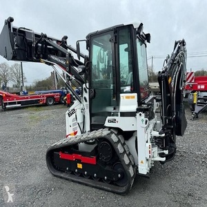 Hydromek 62T Retroexcavadora de orugas diésel con dirección deslizante, equipo de construcción de alta resistencia y alta eficiencia - Product Image 2
