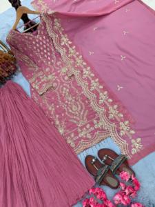 Salwar Kameez Rosa para Mujer con Bordado Dorado, Traje de Boda Tradicional Largo hasta el Suelo, Corte Holgado y Elástico, Estilo India-Pakistán - Product Image 3