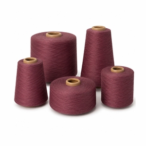 Hilo de algodón 100% teñido en morado, absorbente de humedad, para tejido textil, fabricado en India. - Product Image 2
