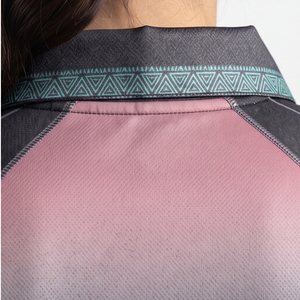 เสื้อคริกเก็ตผู้หญิงแบบสั่งทำพิเศษ พิมพ์ลายแบบ Sublimation ผ้าโพลีเอสเตอร์ 100% เสื้อฟุตบอลผู้หญิงประสิทธิภาพสูง เสื้อคริกเก็ตผู้หญิงประสิทธิภาพสูง - Product Image 4