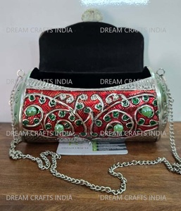 Metal Crafts Handbags Embossed Vintage Design Handmade Elegant Women Designer <b>Clutch</b> Bag With Detachable Chains <b>Clutch</b> Purse - Product Image 3