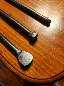 Barra de Cortina Metálica Ajustable con Soportes y Anillos - Product Image 3