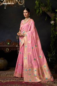 Collection de saris en organza Khadi avec broderies Zari, Butta et Pallu, pour les occasions festives - Fournisseur et exportateur mondial de mode féminine - Product Image 3
