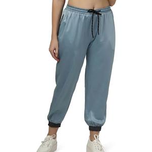 Pantalones de Mujer Elegantes con Cintura Cómoda Hecha de Material Suave y Transpirable, con Logotipo 2026, Corte Moderno y Precio Económico - Product Image 1