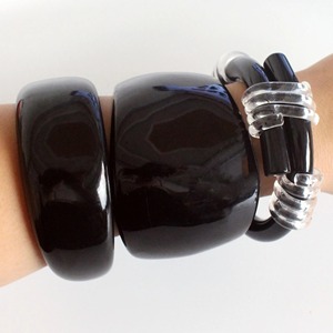 Pulseras de Resina para Uso Diario, Cómodas y Ligeras, Precio de Fábrica al por Mayor - Product Image 1