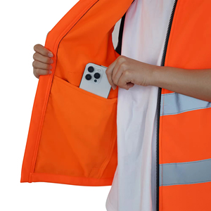 Chaleco de Trabajo de Alta Visibilidad al por Mayor |   Chaleco de Seguridad con Múltiples Bolsillos con Cierre para Uso en Construcción e Industrial - Product Image 2