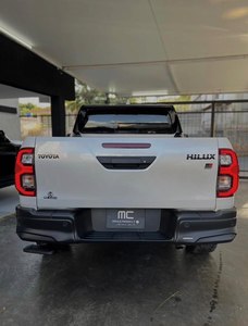 รถมือสองราคาถูก สภาพดี ไมล์น้อย ปี 2024_2026 GR REVO ADVENTURE โตโยต้า ไฮลักซ์ ดีเซล รถกระบะ เกียร์ออโต้ - Product Image 2