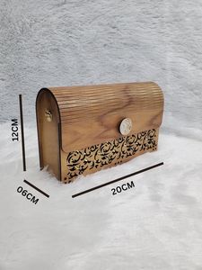 Pochette en bois écologique faite à la main avec motif floral découpé pour cadeaux de mariage et cadeaux pour la fête nuptiale - Article cadeau créatif moderne - Product Image 4
