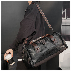 Bolsa de Viaje de Cuero Tipo Weekender, Bolsa de Gimnasio de Gran Capacidad con Cierre de Cremallera, Bolso de Mano Unisex con Asa Suave - Product Image 5