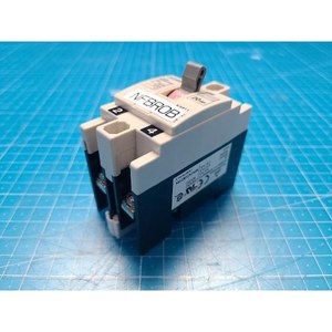 Mitsubishi NF30-FAU NF30-FAU 20A 2P Usado Como Está, Piezas de Equipos Semiconductores Legacy - Product Image 3
